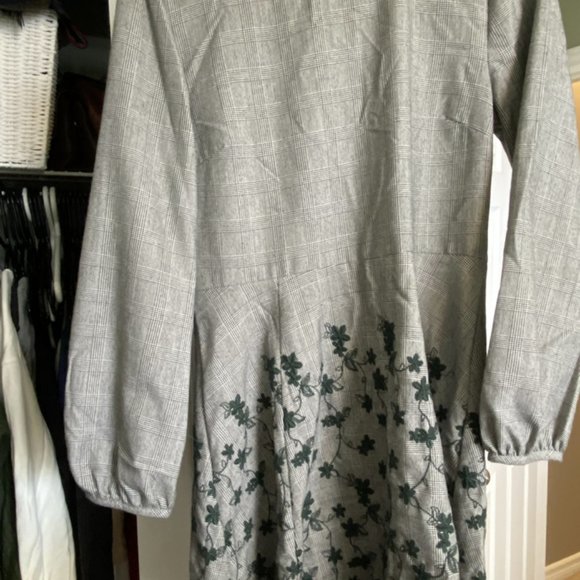 Zara Plaid Dark Academia Long sleeve dress with Green Embroidery Large - Picture 3 of 5